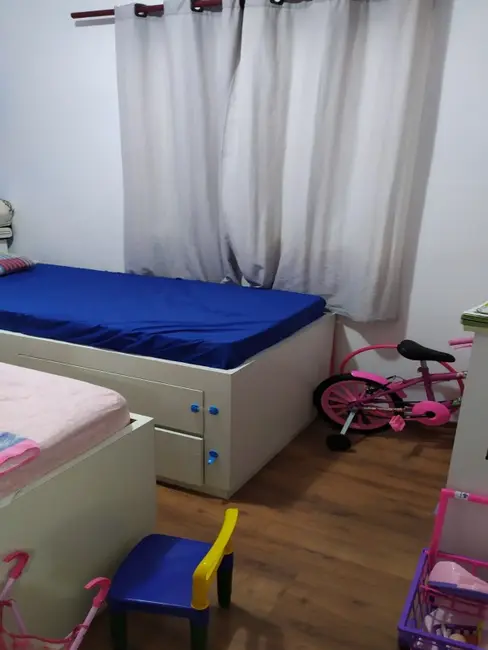 Foto 3 de Apartamento com 2 quartos à venda, 40m2 em Jardim Salete, Taboao Da Serra - SP