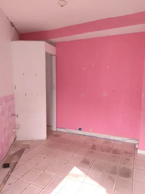 Foto 3 de Sala Comercial para alugar, 120m2 em Jardim Santa Tereza, Embu Das Artes - SP