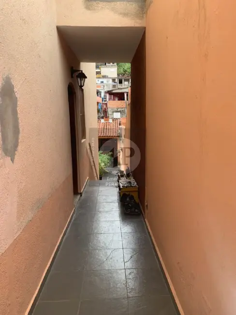 Foto 2 de Casa com 3 quartos à venda, 154m2 em Jardim Record, Taboao Da Serra - SP