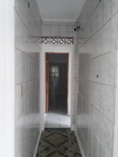 Foto 3 de Casa com 2 quartos para alugar, 125m2 em Jardim São Judas Tadeu, Taboao Da Serra - SP