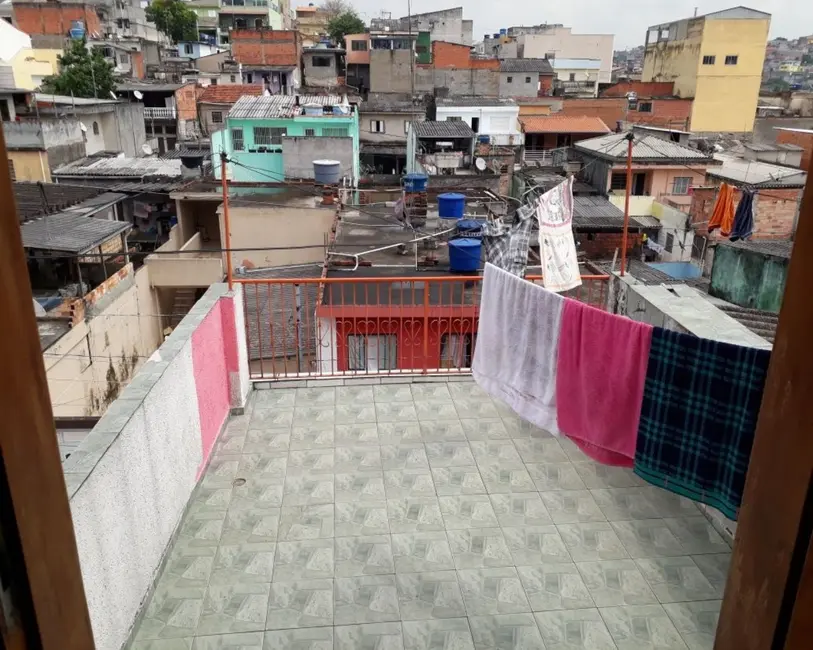 Foto 9 de Casa com 2 quartos à venda, 125m2 em Jardim São Salvador, Taboao Da Serra - SP