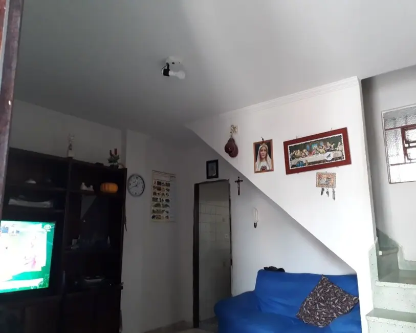 Foto 3 de Casa com 2 quartos à venda, 125m2 em Jardim São Salvador, Taboao Da Serra - SP