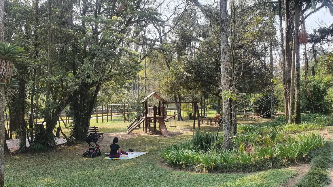 Foto 6 de Terreno / Lote à venda, 1570m2 em Condomínio Iolanda, Taboao Da Serra - SP