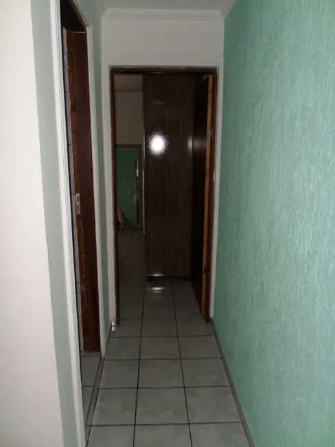 Foto 6 de Casa com 2 quartos à venda, 352m2 em Jardim Saint Moritz, Taboao Da Serra - SP