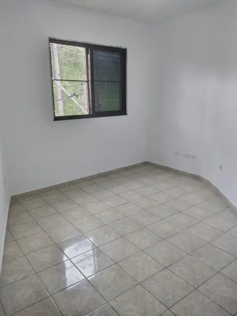 Foto 8 de Apartamento com 3 quartos para alugar, 90m2 em Parque Industrial Daci, Taboao Da Serra - SP