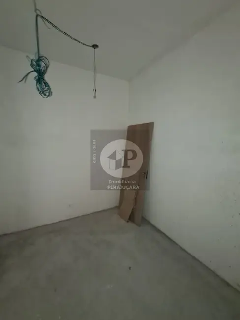 Foto 7 de Casa com 2 quartos à venda, 169m2 em Jardim Suína, Taboao Da Serra - SP