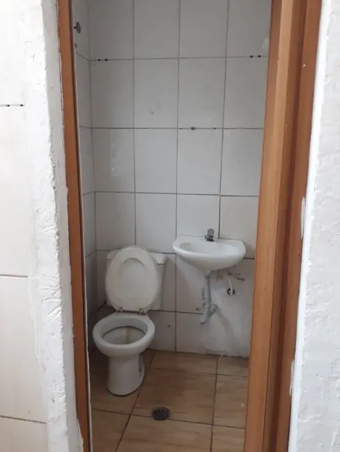 Foto 8 de Sala Comercial para alugar, 65m2 em Parque Jacarandá, Taboao Da Serra - SP