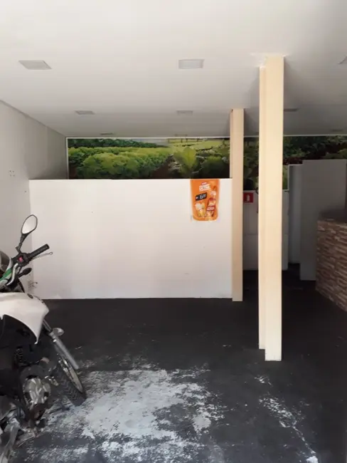 Foto 4 de Sala Comercial para alugar, 65m2 em Parque Jacarandá, Taboao Da Serra - SP