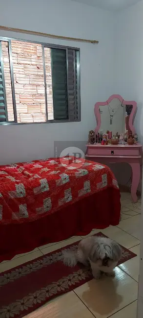 Foto 8 de Casa com 3 quartos à venda, 225m2 em Jardim Saint Moritz, Taboao Da Serra - SP