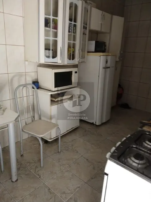 Foto 9 de Casa com 4 quartos à venda, 64m2 em Jardim Saint Moritz, Taboao Da Serra - SP