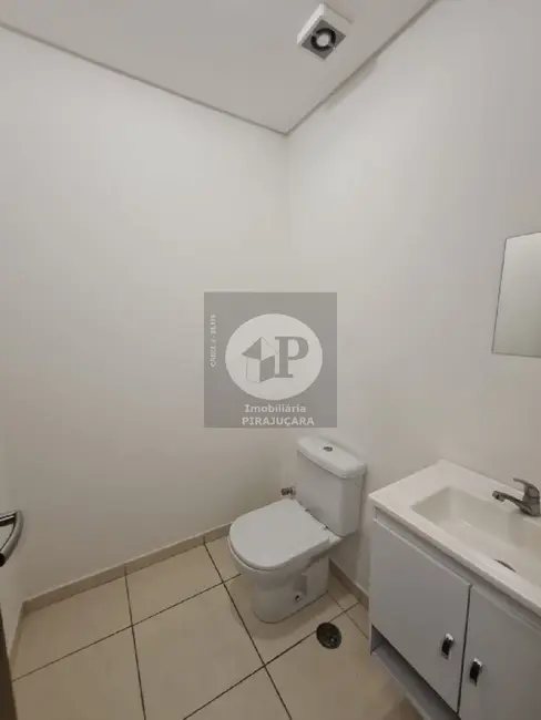 Armazém / Galpão para alugar, 810m2 em Jardim Santa Bárbara, Embu Das Artes - SP - imagem 5 Foto 5 de Armazém / Galpão para alugar, 810m2 em Jardim Santa Bárbara, Embu Das Artes - SP