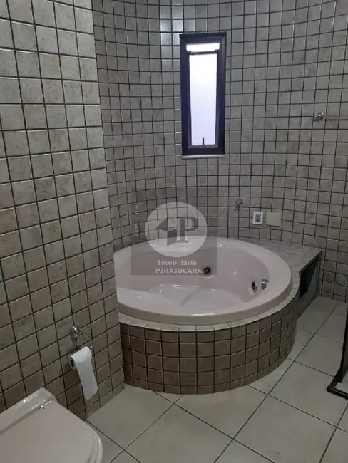 Foto 7 de Casa com 3 quartos para alugar, 250m2 em Jardim Três Marias, Taboao Da Serra - SP