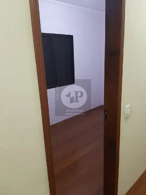 Foto 8 de Casa com 3 quartos para alugar, 250m2 em Jardim Três Marias, Taboao Da Serra - SP