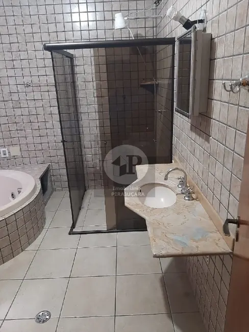 Foto 9 de Casa com 3 quartos para alugar, 250m2 em Jardim Três Marias, Taboao Da Serra - SP