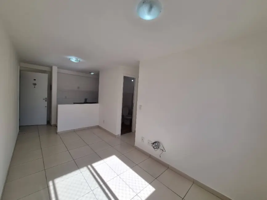 Foto 2 de Apartamento com 2 quartos à venda, 48m2 em Jardim Elizabete, Taboao Da Serra - SP