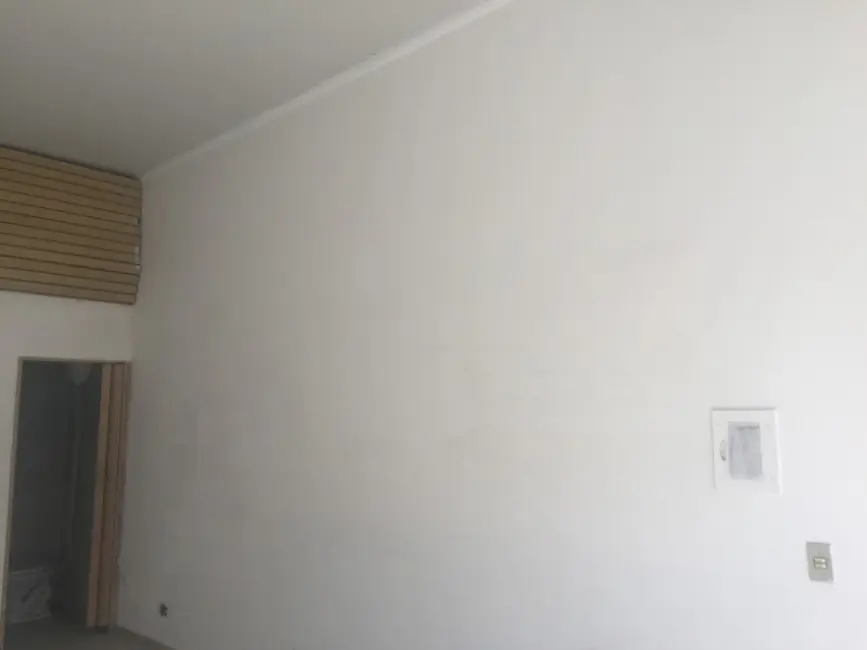 Foto 3 de Sala Comercial para alugar, 20m2 em Jardim São Judas Tadeu, Taboao Da Serra - SP