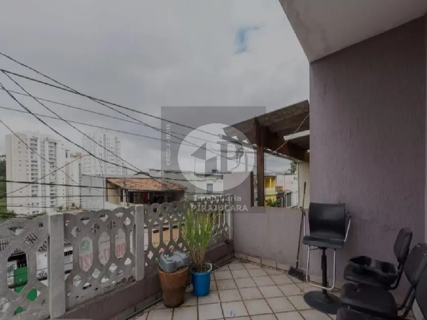 Foto 3 de Casa com 4 quartos à venda, 246m2 em Parque Industrial das Oliveiras, Taboao Da Serra - SP