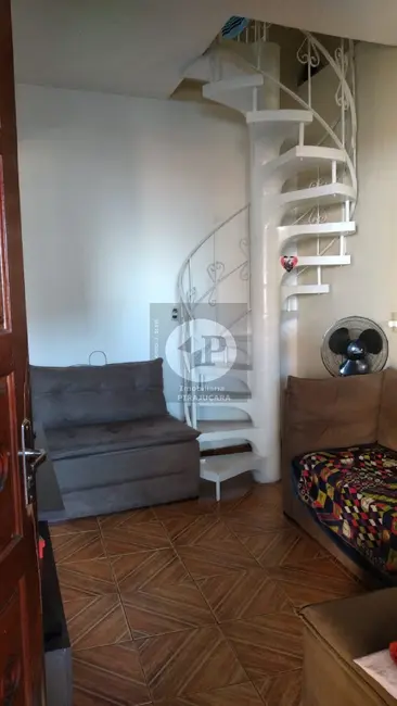 Foto 4 de Casa com 2 quartos à venda, 140m2 em Jardim Maria Helena, Taboao Da Serra - SP