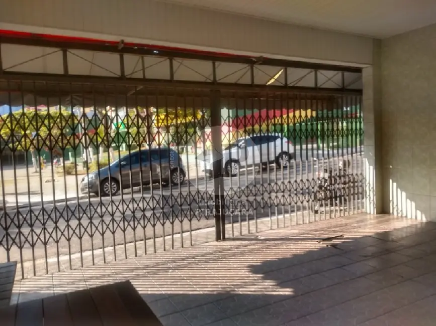 Foto 1 de Sala Comercial com 2 quartos à venda e para alugar, 140m2 em Parque Pirajussara, Embu Das Artes - SP
