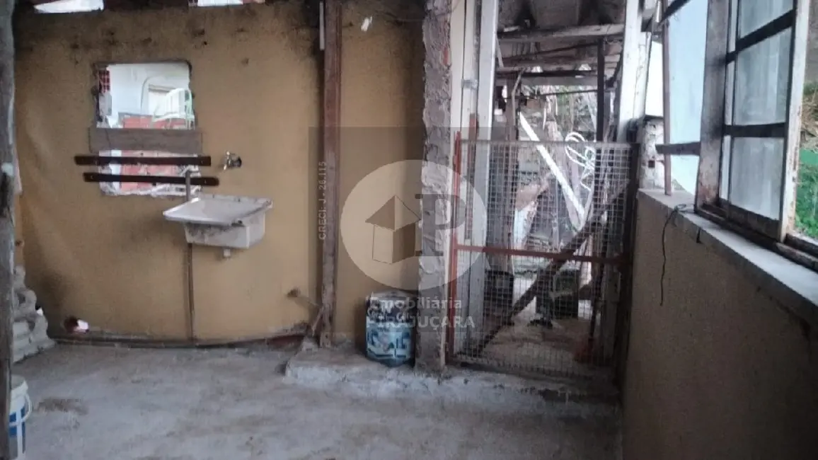 Foto 4 de Casa com 1 quarto à venda, 27m2 em Jardim Trianon, Taboao Da Serra - SP