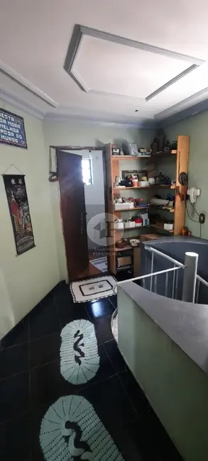 Foto 3 de Casa com 4 quartos à venda, 259m2 em Parque Pinheiros, Taboao Da Serra - SP