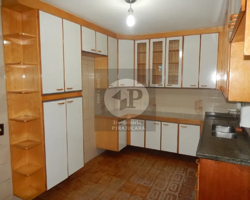 Foto 8 de Casa com 3 quartos à venda, 200m2 em Jardim Roberto, Taboao Da Serra - SP