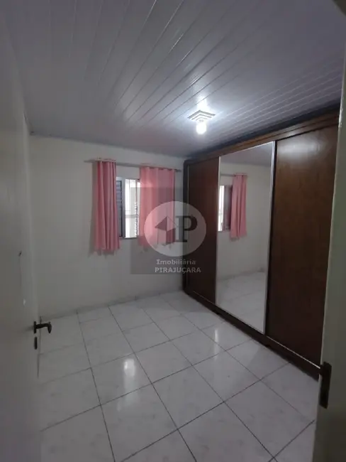 Foto 8 de Casa com 7 quartos à venda, 236m2 em Jardim Santa Cruz, Taboao Da Serra - SP