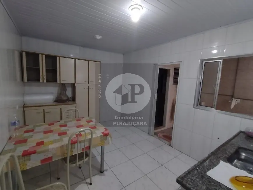 Foto 3 de Casa com 7 quartos à venda, 236m2 em Jardim Santa Cruz, Taboao Da Serra - SP