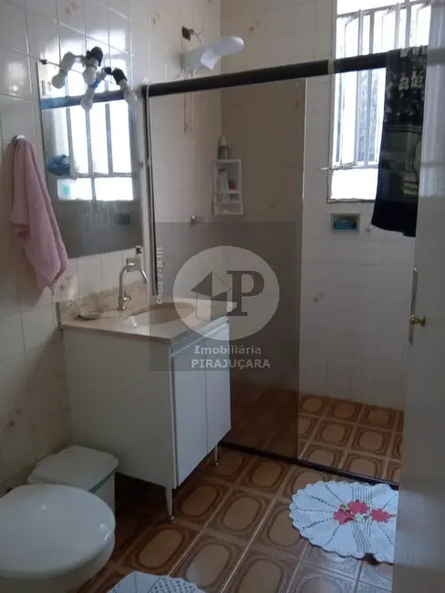 Foto 2 de Casa com 2 quartos à venda, 156m2 em Jardim São Salvador, Taboao Da Serra - SP