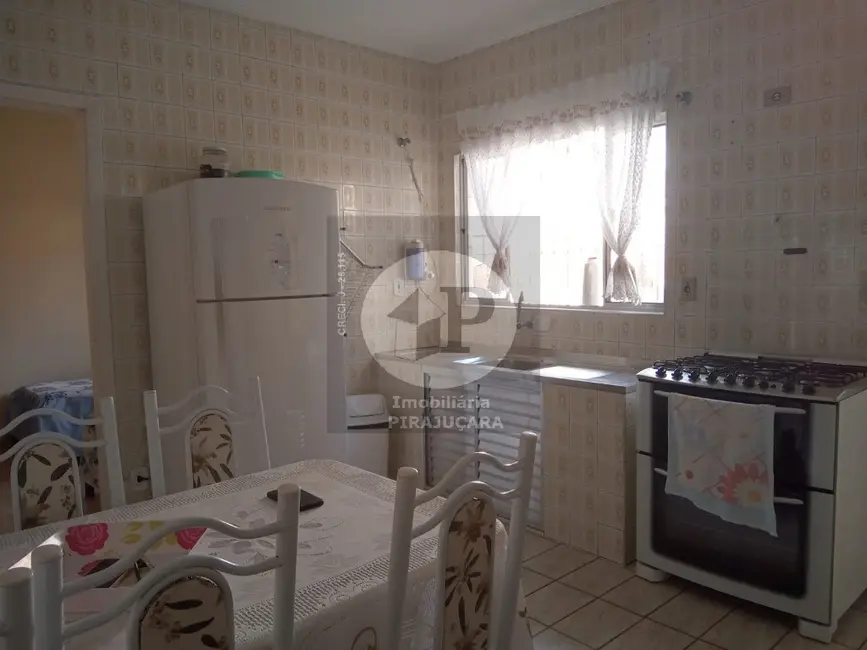 Foto 8 de Casa com 2 quartos à venda, 156m2 em Jardim São Salvador, Taboao Da Serra - SP