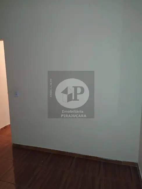 Foto 3 de Casa com 1 quarto para alugar, 30m2 em Jardim Saporito, Taboao Da Serra - SP