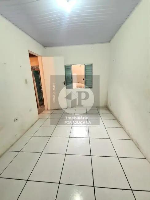 Foto 3 de Casa com 2 quartos à venda, 140m2 em Jardim Freitas Júnior, Taboao Da Serra - SP