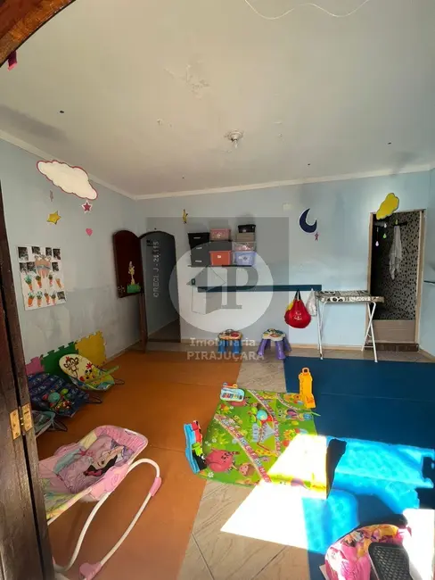 Foto 8 de Casa com 2 quartos à venda, 75m2 em Jardim Saint Moritz, Taboao Da Serra - SP