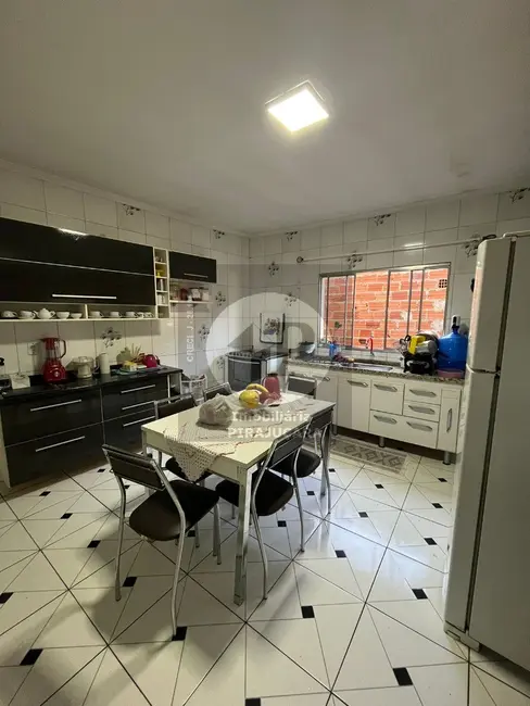 Foto 4 de Casa com 4 quartos à venda, 127m2 em Jardim São Francisco, Embu Das Artes - SP