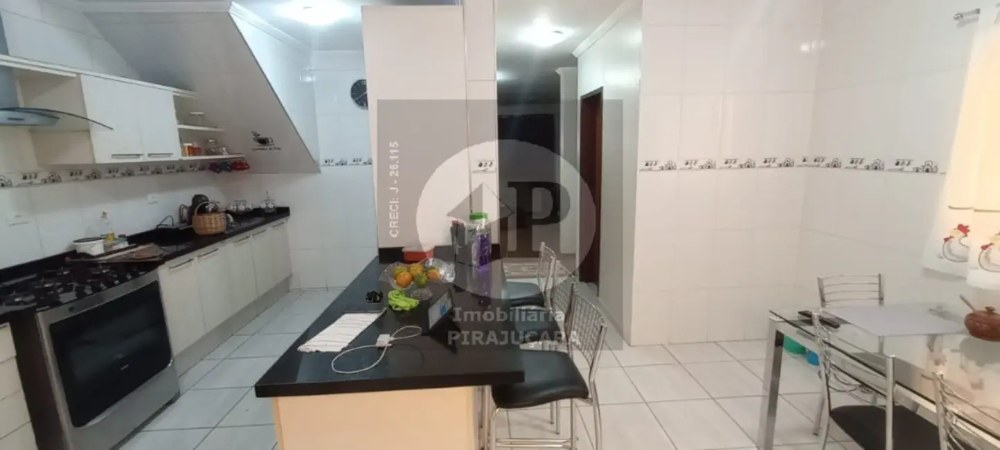 Casa com 3 quartos à venda em Jardim Record, Taboao Da Serra - SP - imagem 5 Foto 5 de Casa com 3 quartos à venda em Jardim Record, Taboao Da Serra - SP