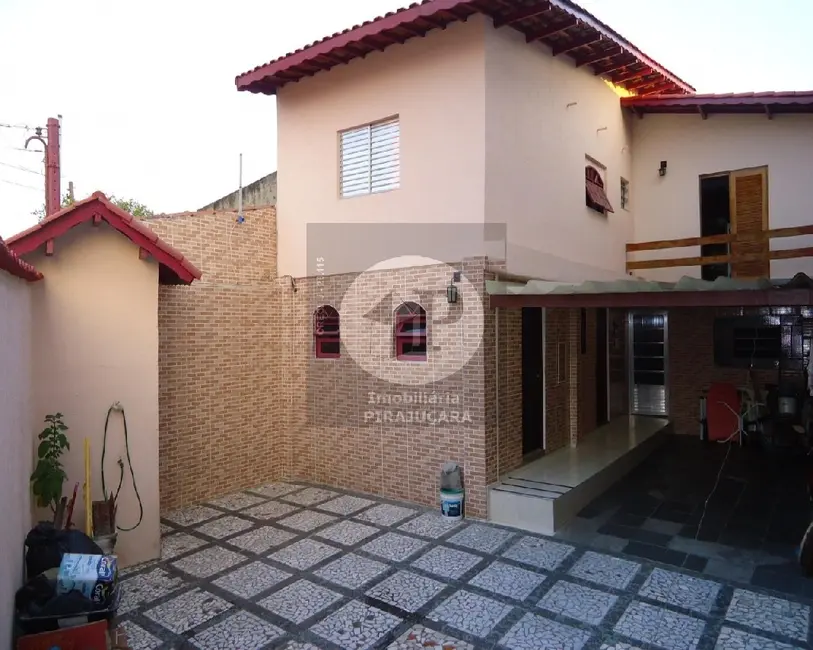 Foto 1 de Casa com 3 quartos à venda, 126m2 em Campo Limpo, São Paulo - SP