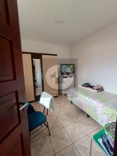 Foto 9 de Casa com 4 quartos à venda, 214m2 em Jardim Vista Alegre, Embu Das Artes - SP