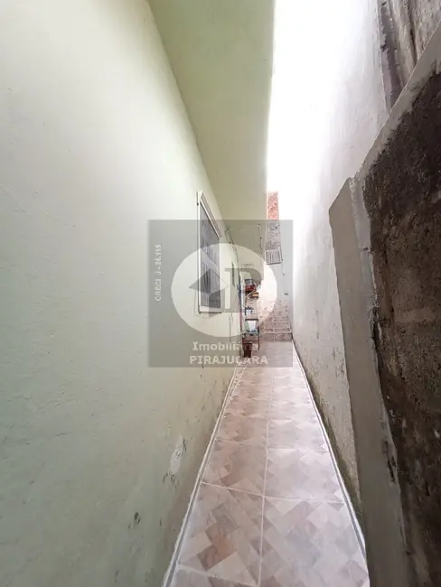 Foto 4 de Casa com 1 quarto à venda, 40m2 em Vila Olinda, Embu Das Artes - SP