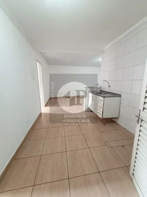 Foto 3 de Casa com 2 quartos para alugar, 35m2 em Parque Industrial Daci, Taboao Da Serra - SP
