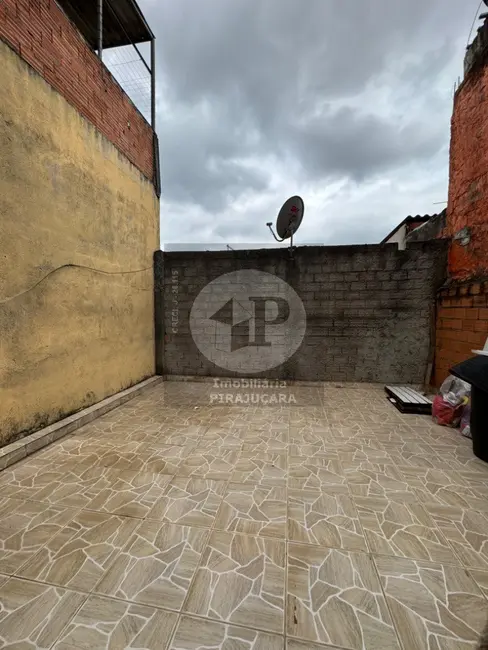 Foto 7 de Casa com 2 quartos à venda, 150m2 em Jardim Saint Moritz, Taboao Da Serra - SP