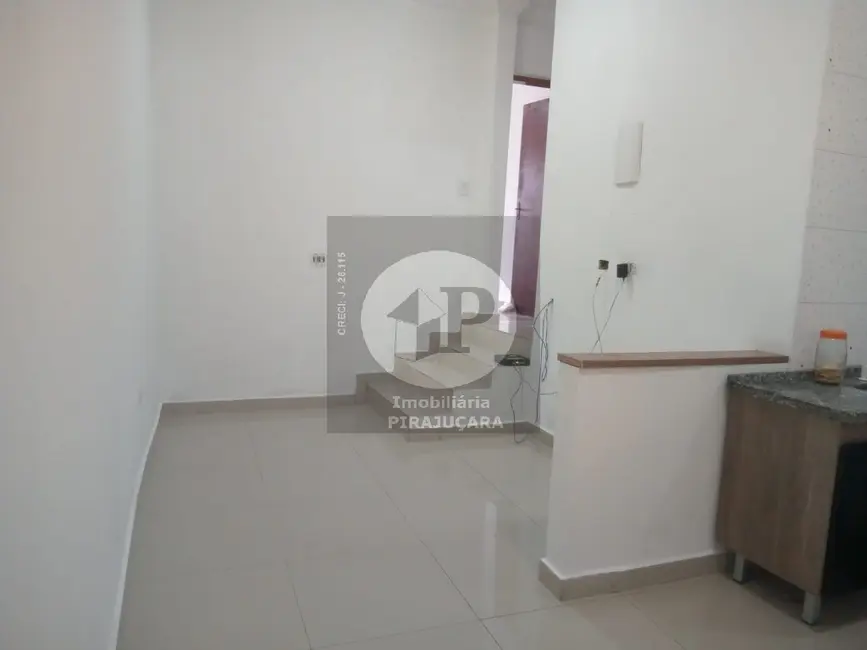 Foto 3 de Casa com 2 quartos para alugar em Jardim Salete, Taboao Da Serra - SP