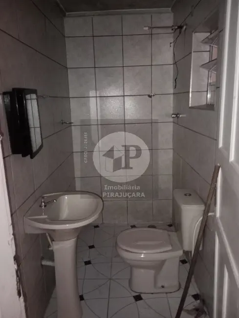 Foto 7 de Casa com 2 quartos para alugar em Jardim Freitas Júnior, Taboao Da Serra - SP