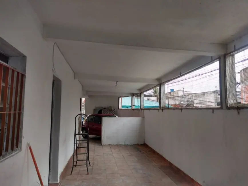 Foto 2 de Casa com 2 quartos para alugar, 140m2 em Taboao Da Serra - SP