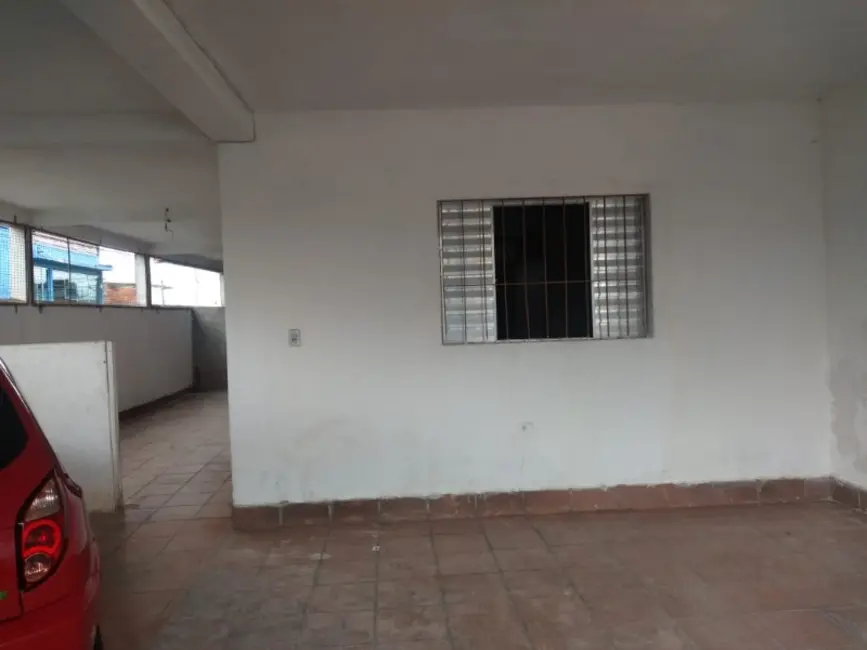 Foto 1 de Casa com 2 quartos para alugar, 140m2 em Taboao Da Serra - SP