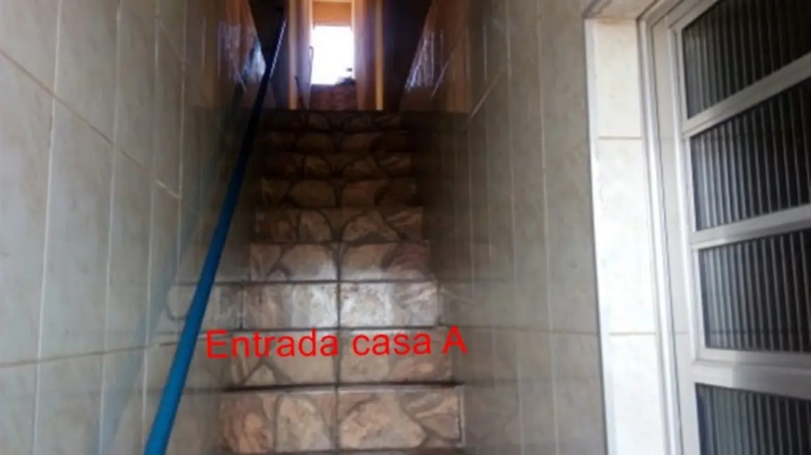 Foto 3 de Casa com 6 quartos à venda, 129m2 em Jardim Vitória, Embu Das Artes - SP