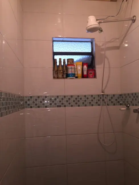 Foto 6 de Casa com 4 quartos à venda em Jardim São Salvador, Taboao Da Serra - SP