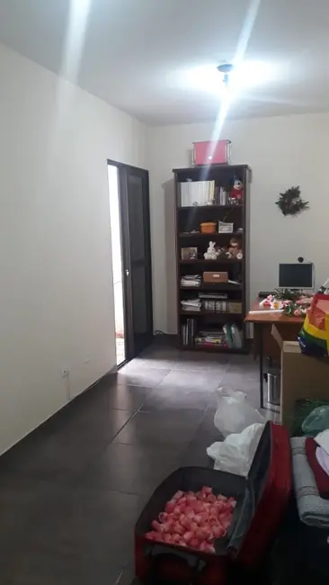 Foto 2 de Casa com 4 quartos à venda, 125m2 em Jardim Santa Tereza, Embu Das Artes - SP
