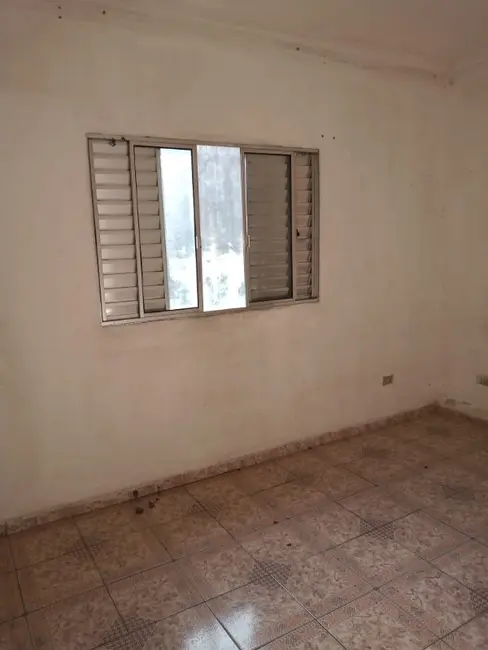 Foto 2 de Casa com 2 quartos à venda, 125m2 em Jardim São Luiz, Taboao Da Serra - SP