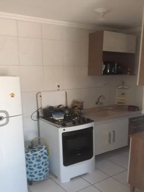 Foto 4 de Apartamento com 1 quarto à venda, 38m2 em Parque Pinheiros, Taboao Da Serra - SP