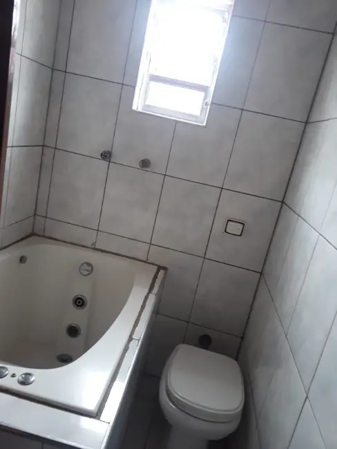 Foto 7 de Casa com 4 quartos à venda, 145m2 em Jardim Record, Taboao Da Serra - SP